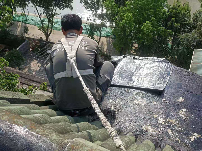 貴陽房屋漏水維修-貴陽屋面防水補漏-貴陽屋頂漏雨處理